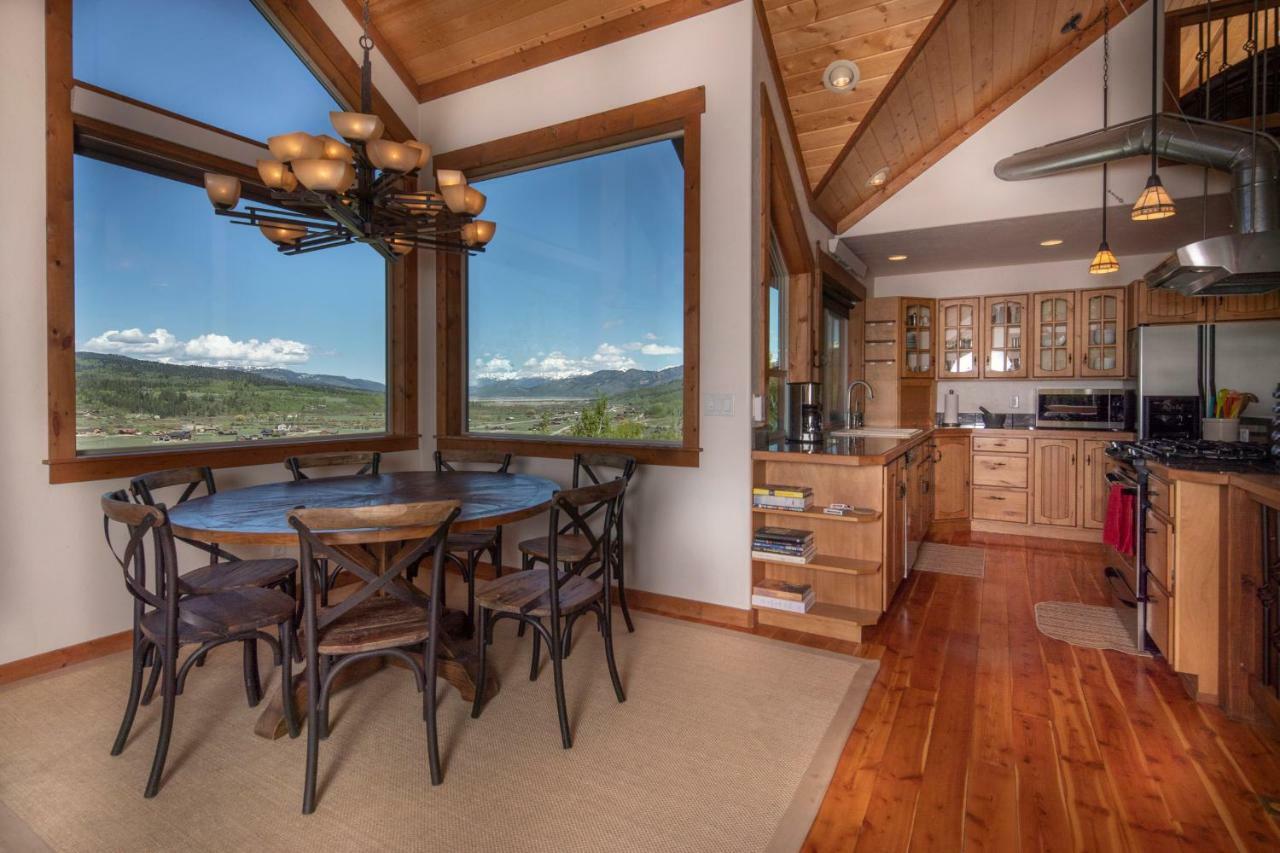 Alpine Recharge By Kabino Huge Views Hot Tub Garage Ps3 Wifi Loft Buitenkant foto